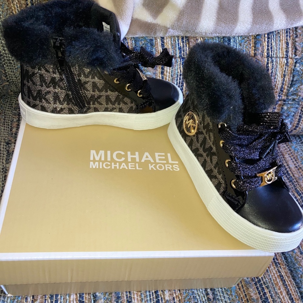 New! Michael Kors Toddler Sneakers